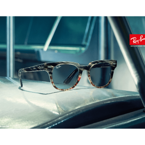 RAY-BAN